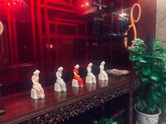 -东方明珠老上海8号餐厅