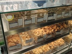面包甜点陈列柜-上海哈尔滨食品厂(汇联商厦店)