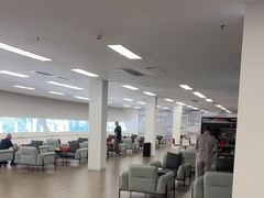 -深圳锦龙奥迪4S店(前海店)