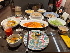 -海派悦庭·海胆烧麦·新融合菜(凯德广场店)