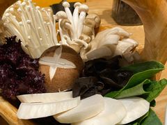 菌菇拼盘-掂档潮汕牛肉火锅(沈阳万象城店)