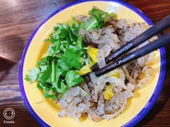 泡椒鱼皮-谢大牛馆·中式卤牛排(老店)
