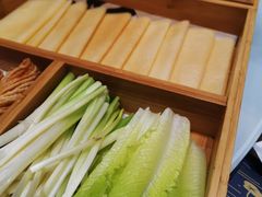 -湖畔鲁菜·二十年老字号餐厅(大明湖店)