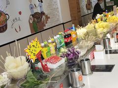 -百品聚旋转火锅(万德庄店)