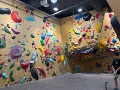 -Upper Climbing Gym 攀岩(华侨城店)