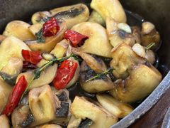 橄榄油香草煎蘑菇-CRAZYONES西班牙海鲜饭(上海美罗城店)