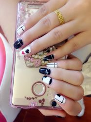 -小红楼美甲美容中心