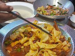 -俭寨大盘鸡·手抓肉·烧烤新疆菜(乌苏路店)