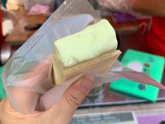 -詹爷爷乌节路街头冰淇淋