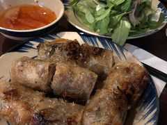 -Cuc Gach Quan Restaurant