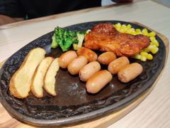 -卢家妈妈·西餐厨房(卜蜂中心店)