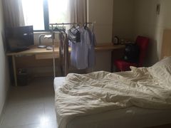 -锦江之星(广州海珠江泰路地铁站店)