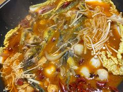 -小小河边鱼(天润城店)