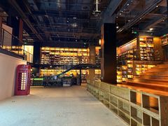 -半山书局(新世纪商城店)