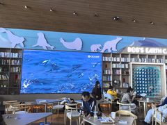 -抱抱地球咖啡馆(国家海洋博物馆店)