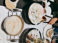 -红鼎豆捞·非遗鲍皇汤火锅(宝丰路店)