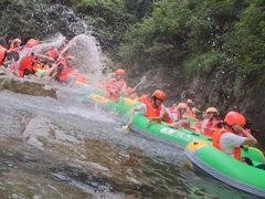 -雅鲁激流探险漂流