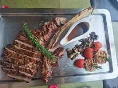 战斧牛排-恰餐厅CHAR Grill(北京三里屯洲际店)