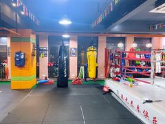 -臻元搏击格斗泰拳拳馆(港隆店)