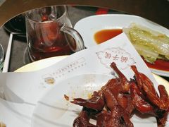 -鸽子侯·家宴·平价海鲜(绿地店)