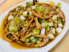 鱼香肉丝-洪霞餐馆