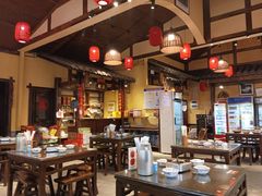 -富正毅三下锅·湘西韵味(天门山索道店)