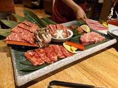 -炼火烤肉店