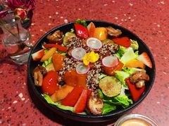 烤南瓜藜麦沙拉-La Terre乐田(万象城店)