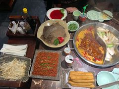 -晓宇重庆火锅(赛格国际购物中心店)