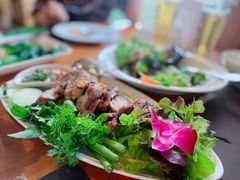 -Chom Cafe and Restaurant