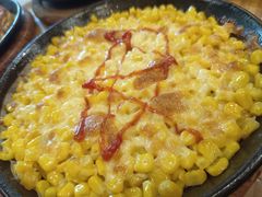 料理烤芝士玉米粒-老东镇啤酒屋海鲜加工·蒸汽海鲜·海鲜烧烤(台东店)