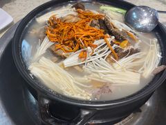 -九寨特色牦牛肉汤锅 羊肉汤锅