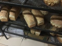 -秀云俄罗斯列巴屋(军星小区店)