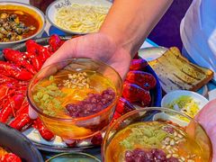 -钳小柒·小龙虾蓝龙王烧烤夜宵(长寿路店)