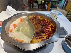 -毛椒火辣重庆火锅串串香(城基路店)