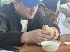 -玉龙喀什有名爱可德木烤包子