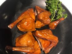 红烧乳鸽-汤城小厨(西直门凯德MALL店)
