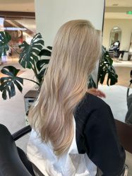 -梵智发型·烫染