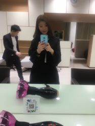 -CARR SALON