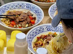 -李与白包子铺(桐梓林店)