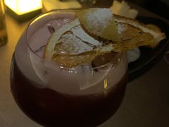-FOUR PLAY BAR
