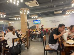大堂-海岛八号龙虾烧烤田鸡(蓝天路总店)