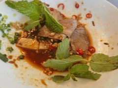 薄荷牛肉卷-云腾食府·云南菜