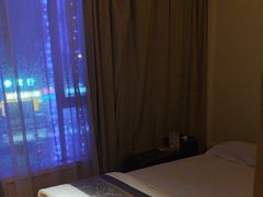 -水立方国际汤泉(六一中路店)
