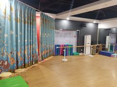 -柏品园文化艺术培训中心(山大路)