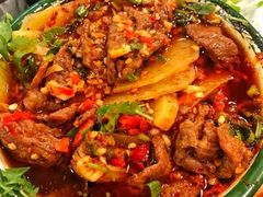 路边嫩牛肉-马路边边串串香形象店(磐石路店)