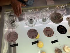 -UNI UNI(环亚凯瑟琳店)