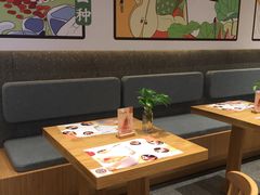 大堂-炖物24章·顺时轻养茶(黄龙店)