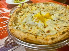 黑松露温泉蛋披萨-Primo·丽莫意大利窑烤披萨