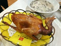 招牌红烧乳鸽-有腥气私房菜·寻味顺德